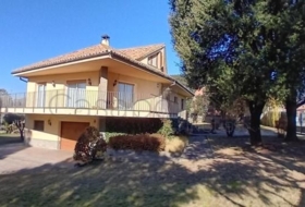 Sant Vicenç de Torelló 2122&nbsp;м²