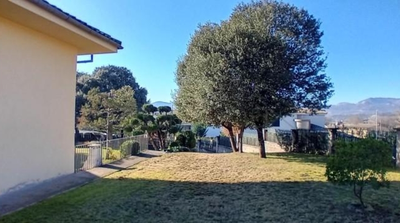 Barcelona - Sant Vicenç de Torelló - 2122m2