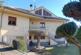 Sant Vicenç de Torelló 2122&nbsp;м²
