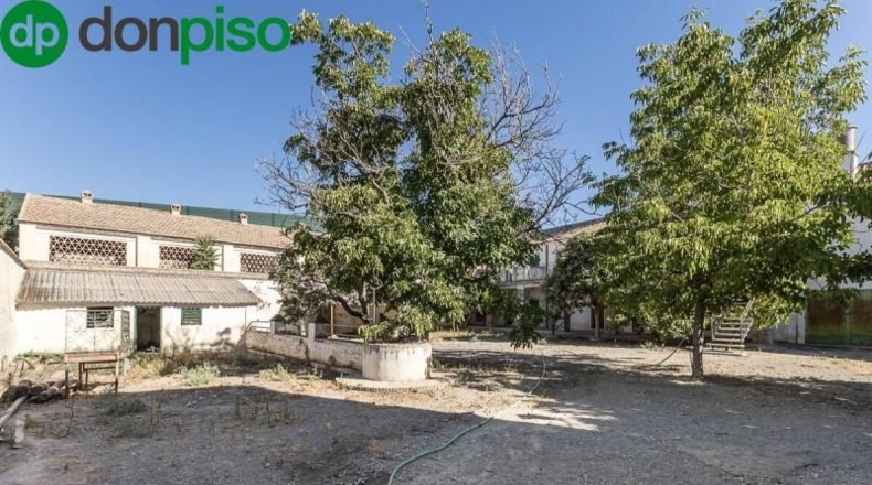 Granada - Granada - 15000m2