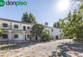 Chalet independiente con terreno en venta en la España, Granada, ref: TR238869 foto