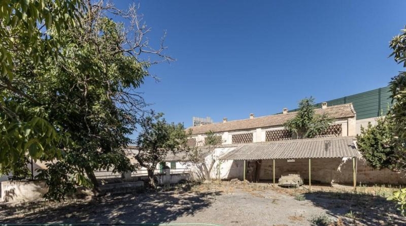 Granada - Granada - 15000m2