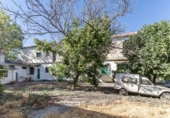 Chalet independiente con terreno en venta en la España, Granada, ref: TR238872 foto