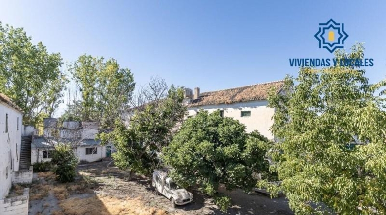 Granada - Granada - 15000m2
