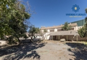 Chalet independiente con terreno en venta en la España, Granada, ref: TR238873 foto