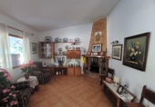 Загородный дом с участком на продажу в городе Ciutadella de Menorca Фото
