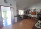 Загородный дом с участком на продажу в городе Ciutadella de Menorca Фото
