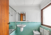 Chalet independiente con terreno en venta en la España, Orihuela, ref: TR360094 foto