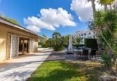 Chalet independiente con terreno en venta en la España, Orihuela, ref: TR356157 foto