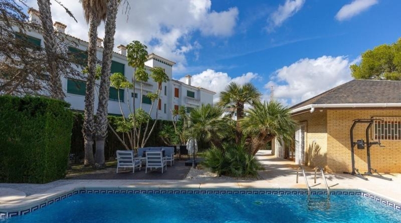 Alicante - Dehesa de Campoamor - 1510m2