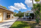 Chalet independiente con terreno en venta en la España, Orihuela, ref: TR366230 foto