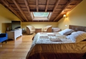 Casa de camp amb terreny en venda a la España, Novales, ref.: TR339286 foto