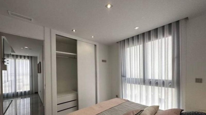 Аликанте - Torrevieja - 300m2