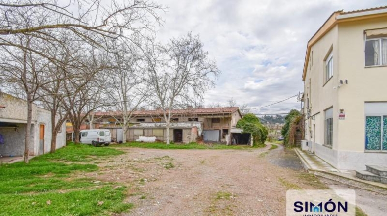 Barcelona - Sant Fruitós de Bages - 52000m2