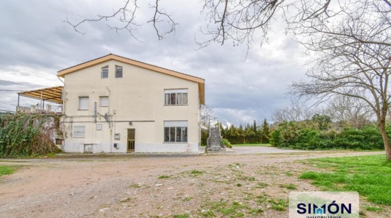 Barcelona - Sant Fruitós de Bages - 52000m2