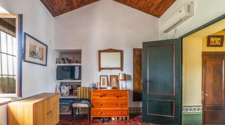 Севилья - Lora del Río - 154237m2