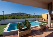 Chalet independiente con terreno en venta en la España, Orihuela, ref: TR141238 foto