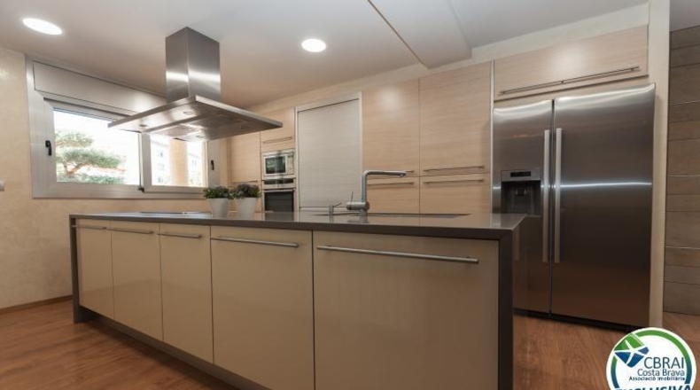 Gerona - Roses - 596m2