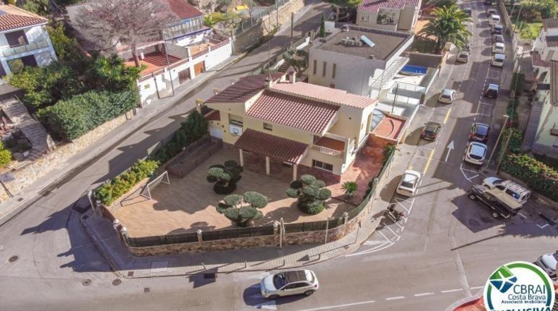 Gerona - Roses - 596m2