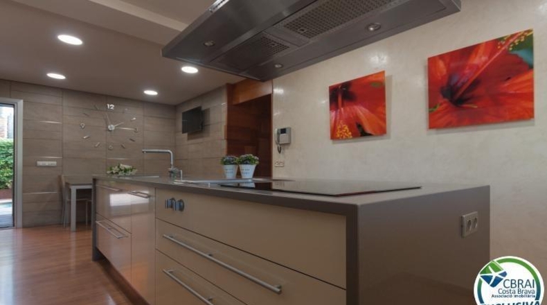 Gerona - Roses - 596m2