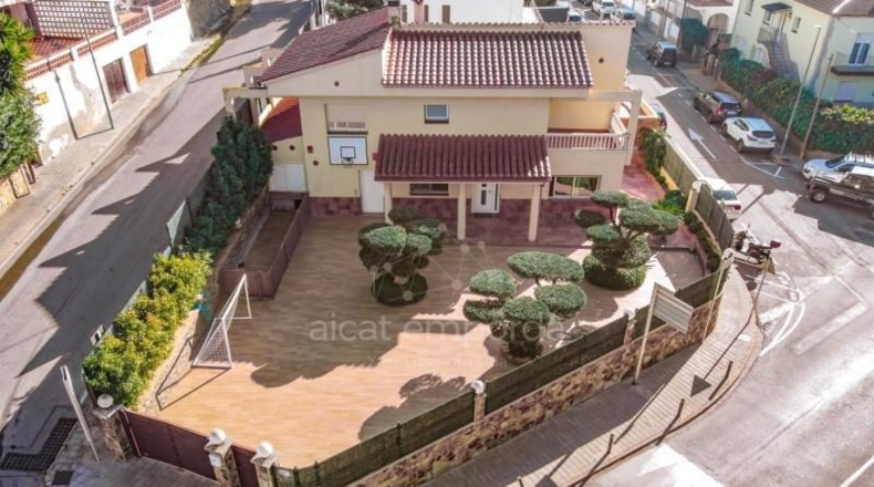 Gerona - Roses - 596m2