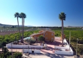 Chalet independiente con terreno en venta en la España, Orihuela, ref: TR147224 foto