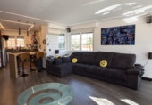 Chalet independiente con terreno en venta en la España, Villaturiel, ref: TR353551 foto