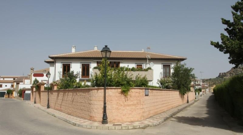 Málaga - Cuevas del Becerro - 653m2