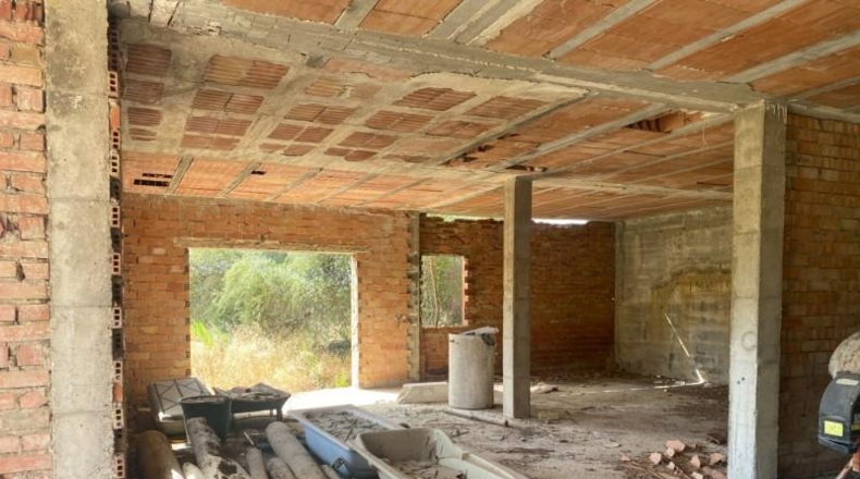 Málaga - Estepona - 12000m2