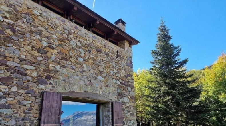 Huesca - Jaca - 10000m2