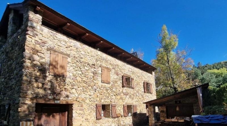 Huesca - Jaca - 10000m2