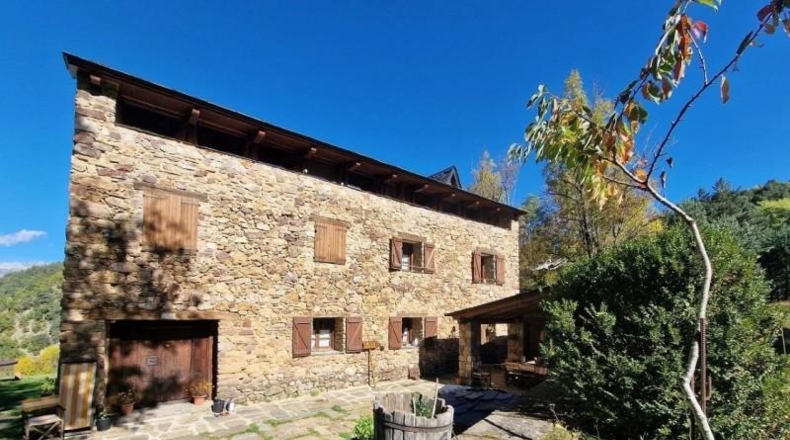 Huesca - Jaca - 10000m2
