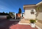 Xalet independent amb terreny en venda a la España, Elx, ref.: TR147120 foto