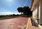 Xalet independent amb terreny en venda a la España, Elx, ref.: TR147120 foto