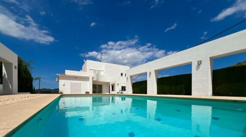Alicante - Pedreguer - 1900m2