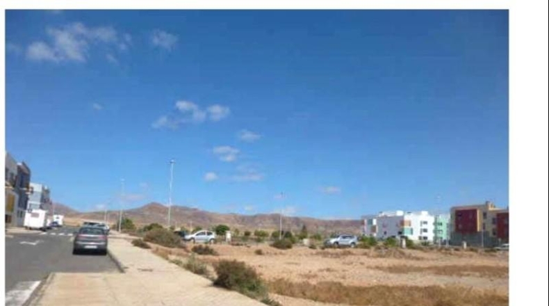 Las Palmas - Puerto del Rosario - 2675m2