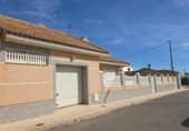 Chalet independiente con terreno en venta en la España, Pilar de la Horadada, ref: TR361990 foto
