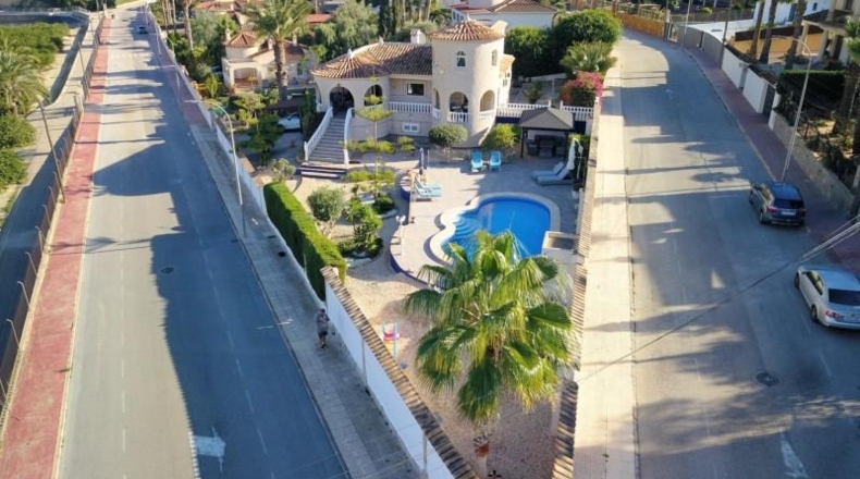 Alicante - Almoradí - 1149m2