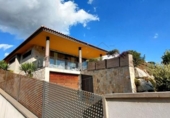 Xalet independent amb terreny en venda a la España, Centelles, ref.: TR343079 foto