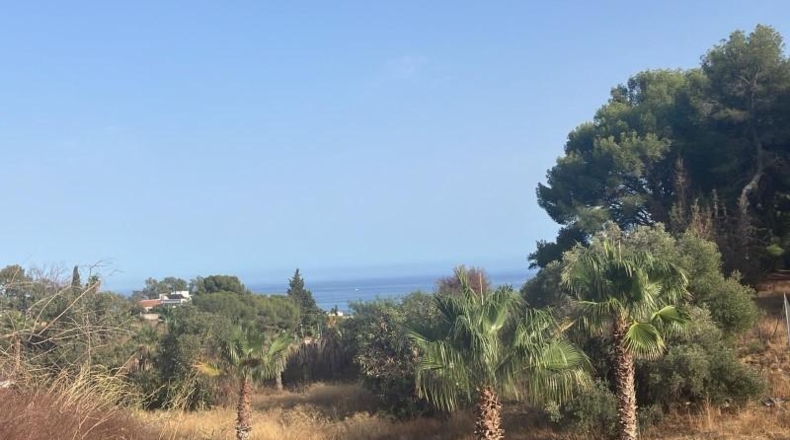 Málaga - Benalmádena - 2000m2