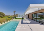 Xalet independent amb terreny en venda a la España, Los Alcázares, ref.: TR350934 foto