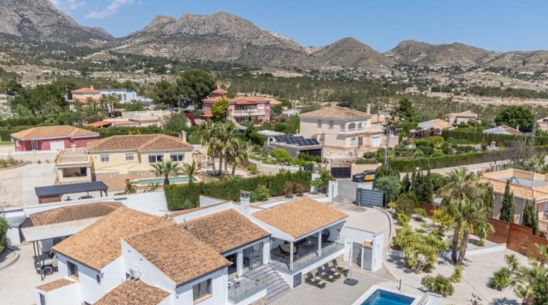 Alicante - Busot - 2046m2