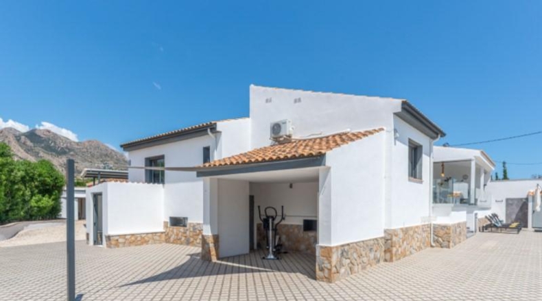 Alicante - Busot - 2046m2