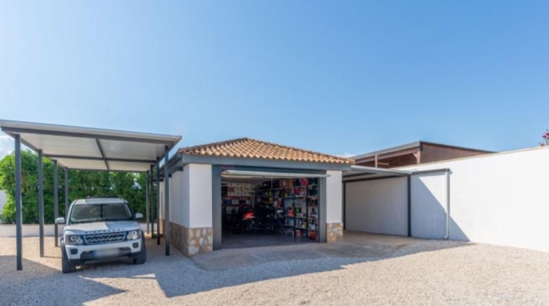 Alicante - Busot - 2046m2