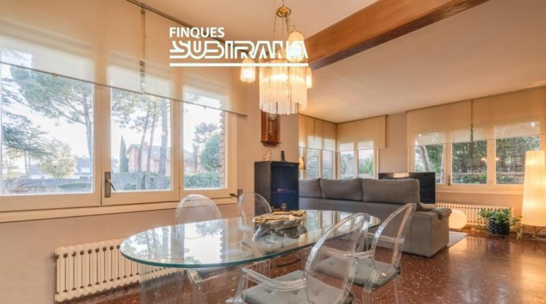Барселона - Igualada - 809m2