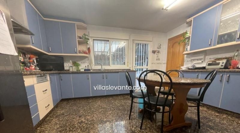 Alicante - Alfaz del Pi - 1427m2