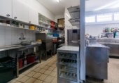 Chalet independiente con terreno en venta en la España, Cerdanyola del Vallès, ref: TR198590 foto