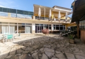 Chalet independiente con terreno en venta en la España, Cerdanyola del Vallès, ref: TR198590 foto