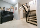 Chalet independiente con terreno en venta en la España, Cerdanyola del Vallès, ref: TR198590 foto