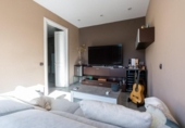 Chalet independiente con terreno en venta en la España, Cerdanyola del Vallès, ref: TR198590 foto